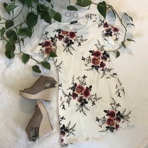 Scalloped shift Dress-Flower Pattern